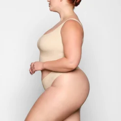 NAKED SCOOP LONGLINE BRALETTE |-Skims Outlet