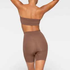 SEAMLESS SCULPT BANDEAU |-Skims Fashion