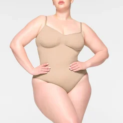 SEAMLESS SCULPT BRIEF BODYSUIT |-Skims Sale