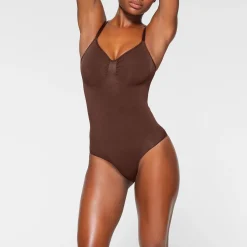 SEAMLESS SCULPT BRIEF BODYSUIT |-Skims Outlet