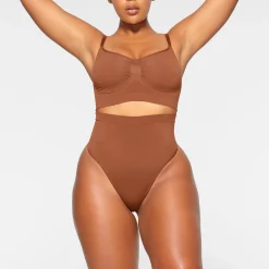 SEAMLESS SCULPT HIGH-WAISTED THONG |-Skims Hot