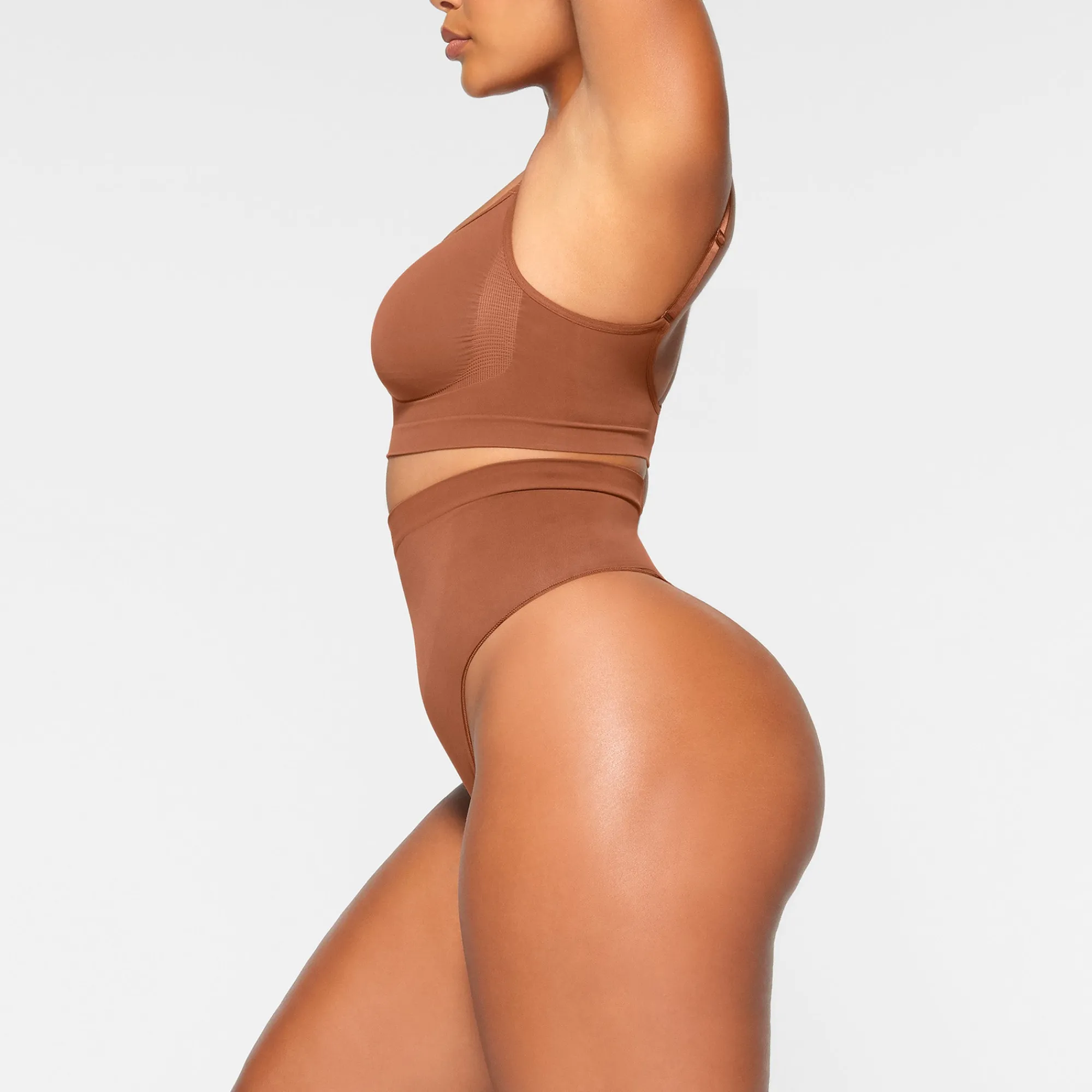 SEAMLESS SCULPT HIGH-WAISTED THONG |-Skims Hot
