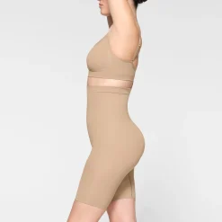 SEAMLESS SCULPT HIGH-WAISTED ABOVE THE KNEE SHORT |-Skims Best
