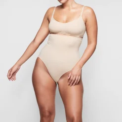 SEAMLESS SCULPT HIGH-WAISTED BRIEF |-Skims Clearance
