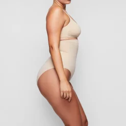 SEAMLESS SCULPT HIGH-WAISTED BRIEF |-Skims Clearance