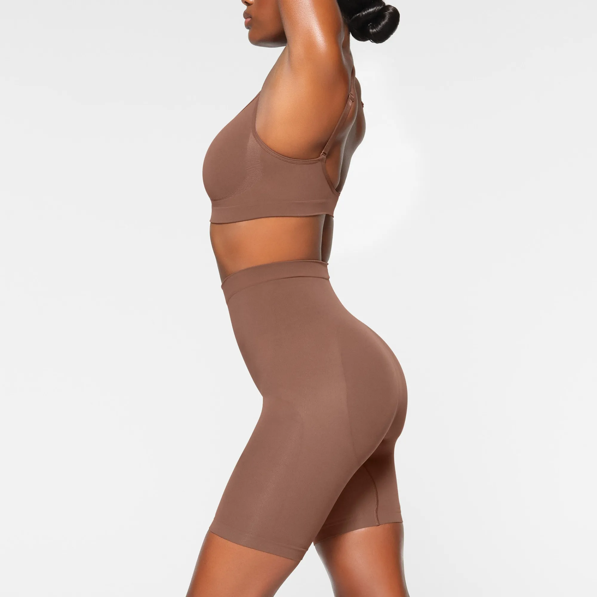 SEAMLESS SCULPT MID THIGH SHORT |-Skims Best