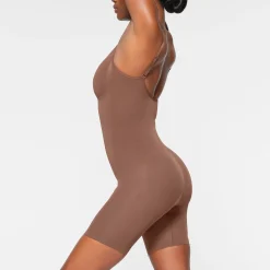 SEAMLESS SCULPT MID THIGH BODYSUIT |-Skims Outlet