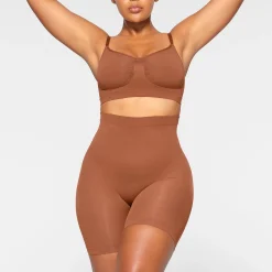 SEAMLESS SCULPT MID THIGH SHORT |-Skims New