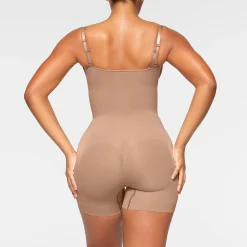 SEAMLESS SCULPT OPEN BUST SHORTIE BODYSUIT |-Skims Best