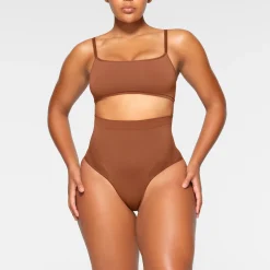 SEAMLESS SCULPT SCOOP NECK BRALETTE |-Skims Fashion