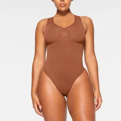 SEAMLESS SCULPT SCOOP NECK THONG BODYSUIT |-Skims Outlet
