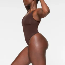 SEAMLESS SCULPT SCOOP NECK THONG BODYSUIT |-Skims Discount