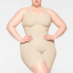SEAMLESS SCULPT SCOOP PLUNGE BRALETTE |-Skims Fashion