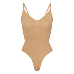 SEAMLESS SCULPT THONG BODYSUIT |-Skims Hot