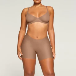 BODY DIPPED FRONT SHORT |-Skims Fashion