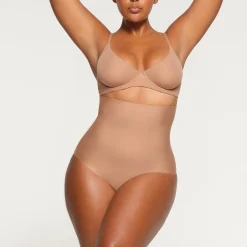 BODY HIGH-WAISTED BRIEF |-Skims Best