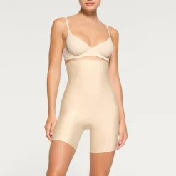 BODY HIGH-WAISTED MID THIGH SHORT |-Skims New