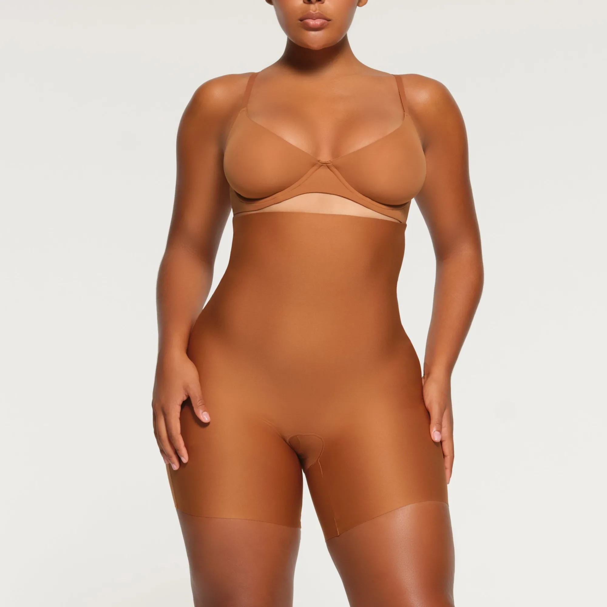 BODY HIGH-WAISTED MID THIGH SHORT |-Skims Outlet