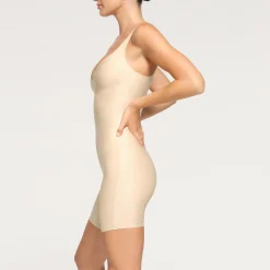 BODY UNLINED PLUNGE MID THIGH BODYSUIT |-Skims Fashion