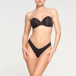 ULTIMATE BRA STRAPLESS PUSH-UP BRA |-Skims Sale