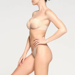ULTIMATE BRA STRAPLESS PUSH-UP BRA |-Skims Fashion