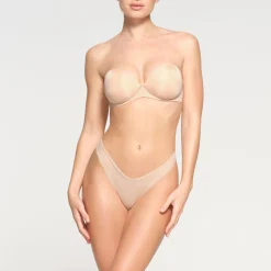 ULTIMATE BRA STRAPLESS PUSH-UP BRA |-Skims Fashion