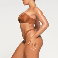 ULTIMATE BRA STRAPLESS PUSH-UP BRA |-Skims Discount