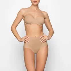 SMOOTHING INTIMATES UNLINED STRAPLESS BRA |-Skims Outlet