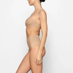 SMOOTHING INTIMATES UNLINED STRAPLESS BRA |-Skims Outlet