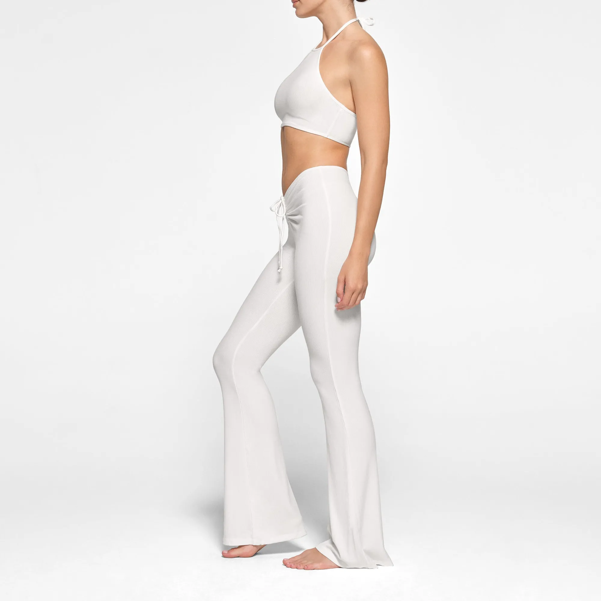 SOFT LOUNGE SUPER CROPPED HALTER TOP |-Skims Hot