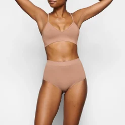 SOFT SMOOTHING SEAMLESS BRALETTE |-Skims Sale