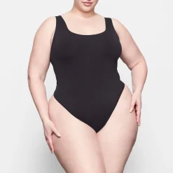 SOFT SMOOTHING SEAMLESS THONG BODYSUIT |-Skims Clearance