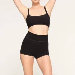 TERRY LOUNGE SEAMLESS SHORT SHORT |-Skims Hot