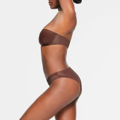 WEIGHTLESS STRAPLESS BRA |-Skims Hot