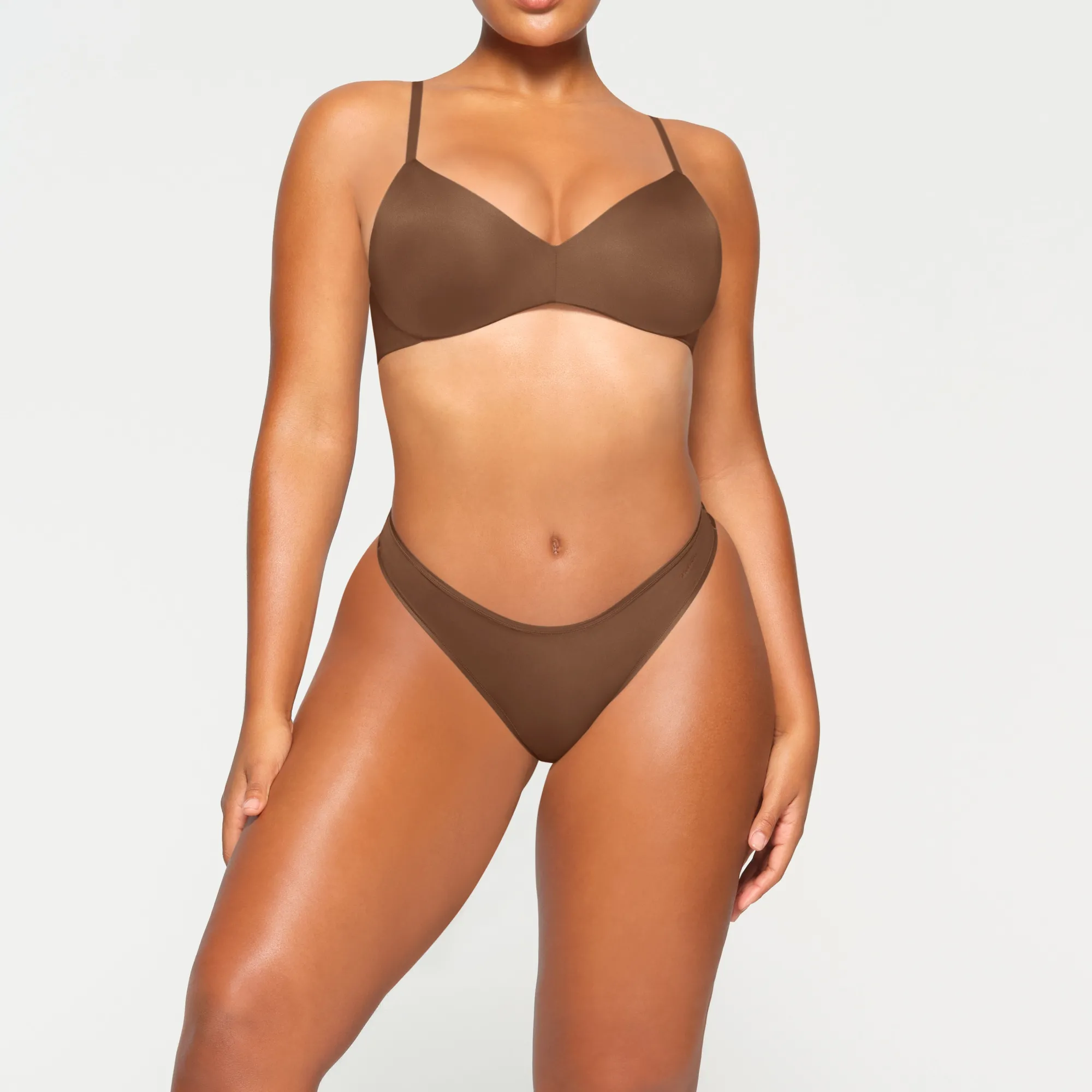 WIRELESS FORM PUSH-UP PLUNGE BRA |-Skims Fashion