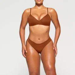 WIRELESS FORM PUSH-UP PLUNGE BRA |-Skims Sale