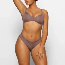 WIRELESS FORM PUSH-UP PLUNGE BRA |-Skims Outlet