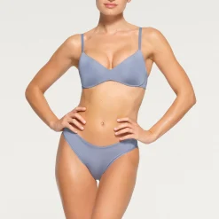 WIRELESS FORM PUSH-UP PLUNGE BRA |-Skims Best