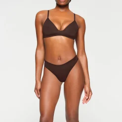 WIRELESS FORM T-SHIRT DEMI BRA |-Skims Best